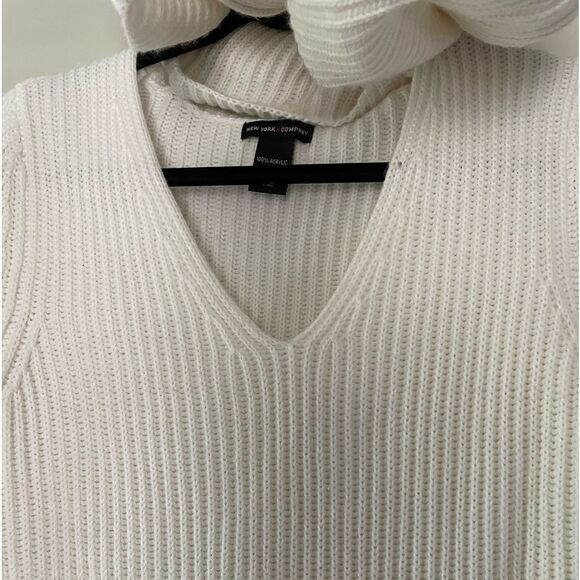 New York & Company Sweater Tunic with Removable Scarf SZ XS Cream Preppy Office - Picture 3 of 5